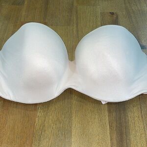 Victoria’s Secret strapless bra size 32DD EUC